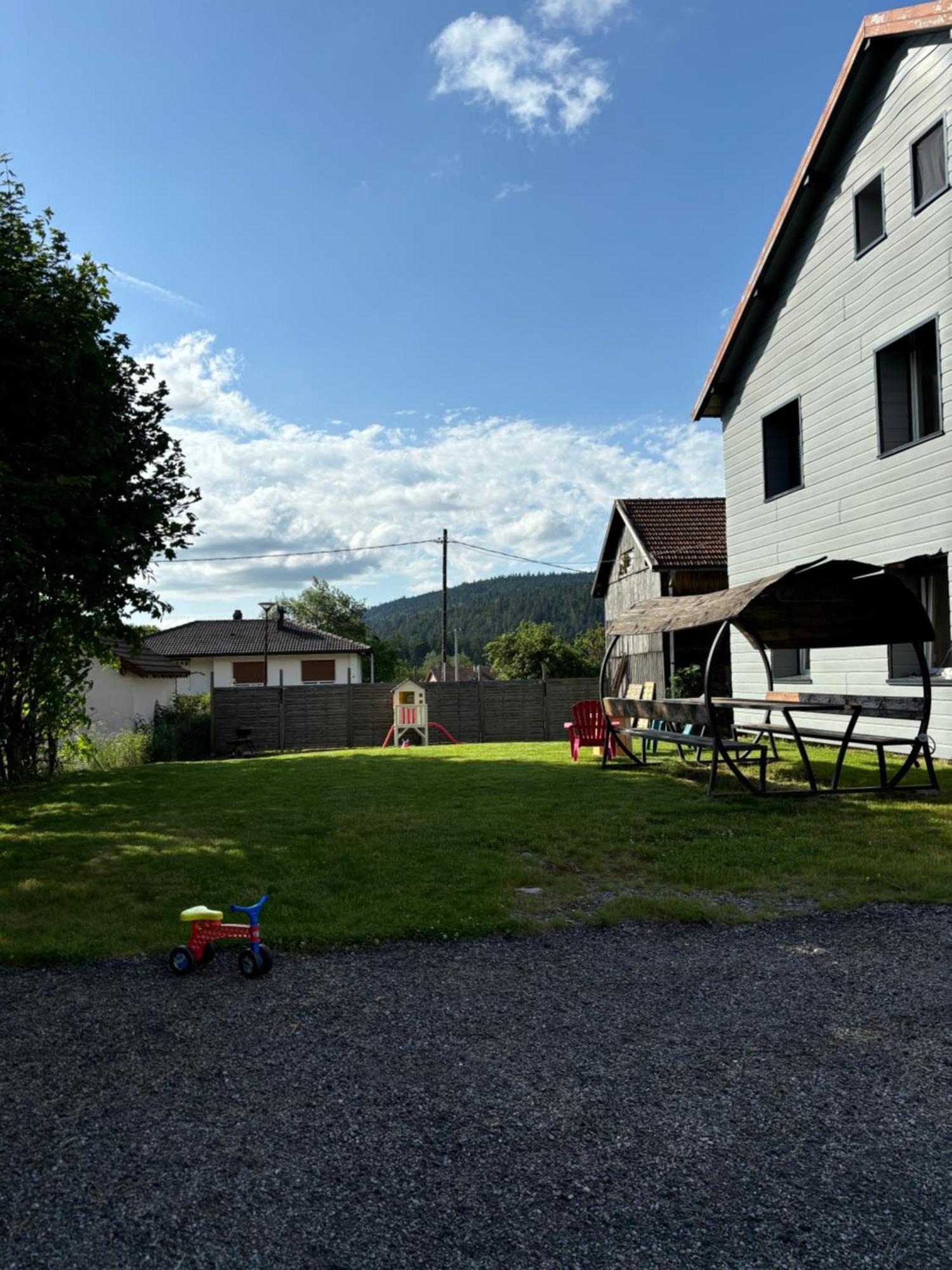 Appartement Cosy Avec Jardin Et Barbecue Gérardmer Extérieur photo